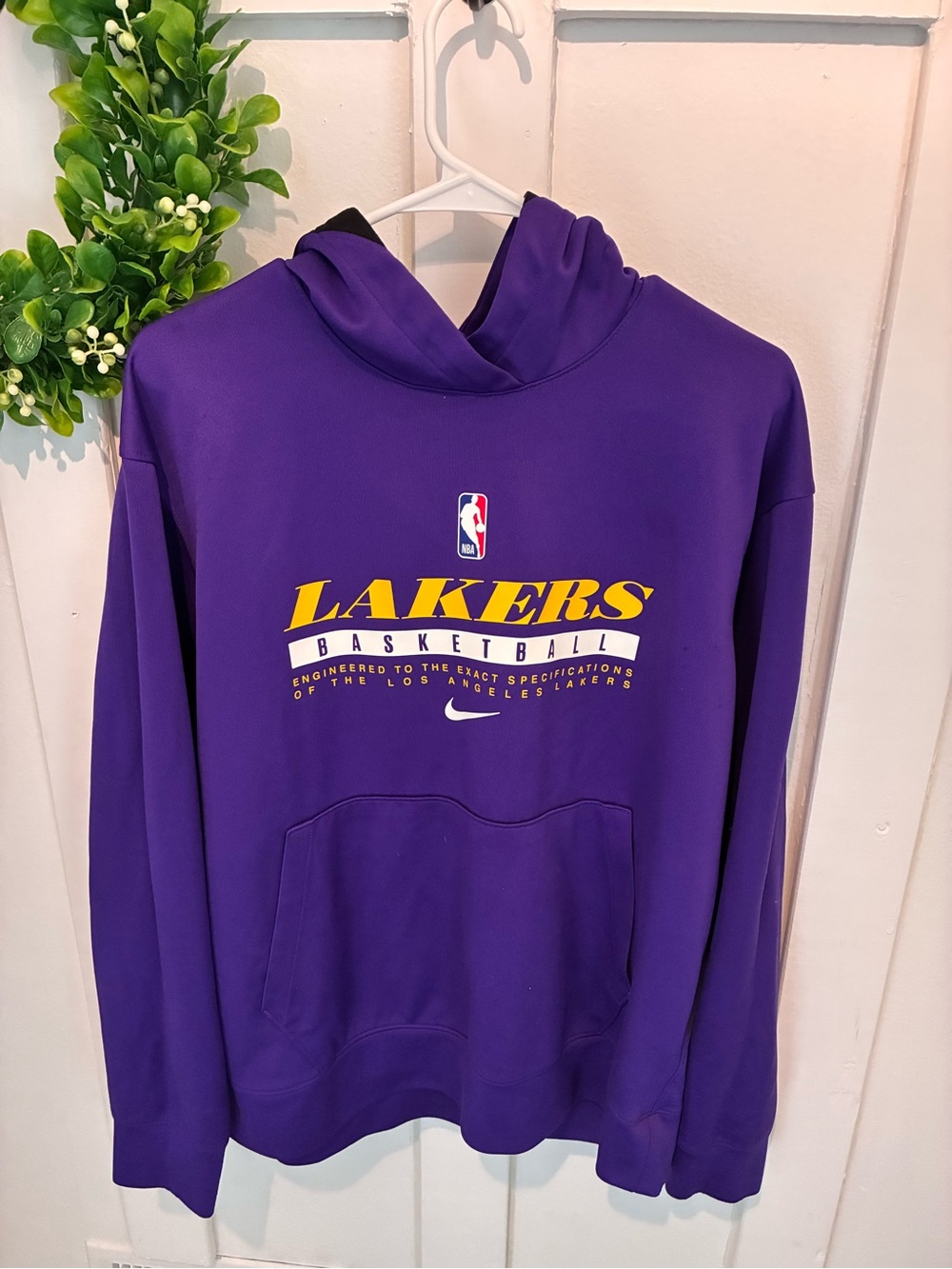 Lakers basketball Nike hoodie